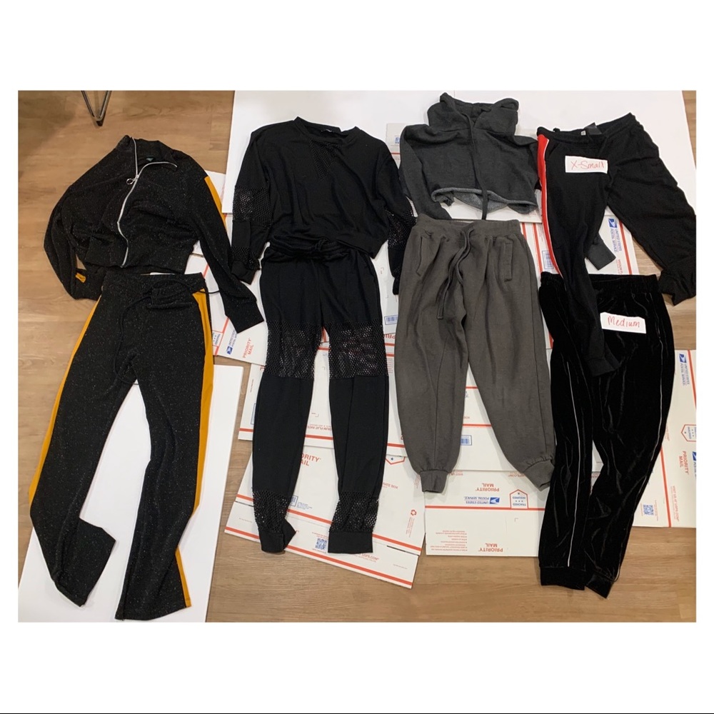 (8 ITEMS) Women’s Sweats Lot, Mixed Brands